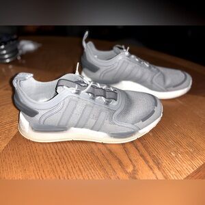 Adidas NMD R1_V3 Women’s shoes